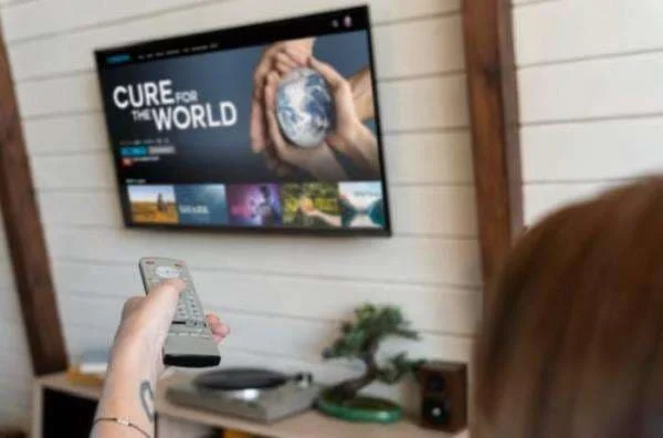 Keuntungan Menonton lewat Alternatif Legal LK21 untuk Smartphone